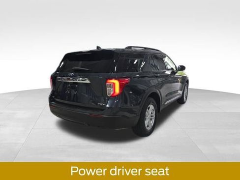 Used 2024 Ford Explorer XLT AWD/4WD image 9