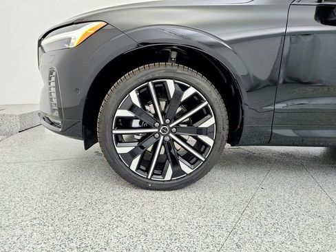 New 2026 Volvo XC60 B5 Ultra w/ Protection Package Premier image 29