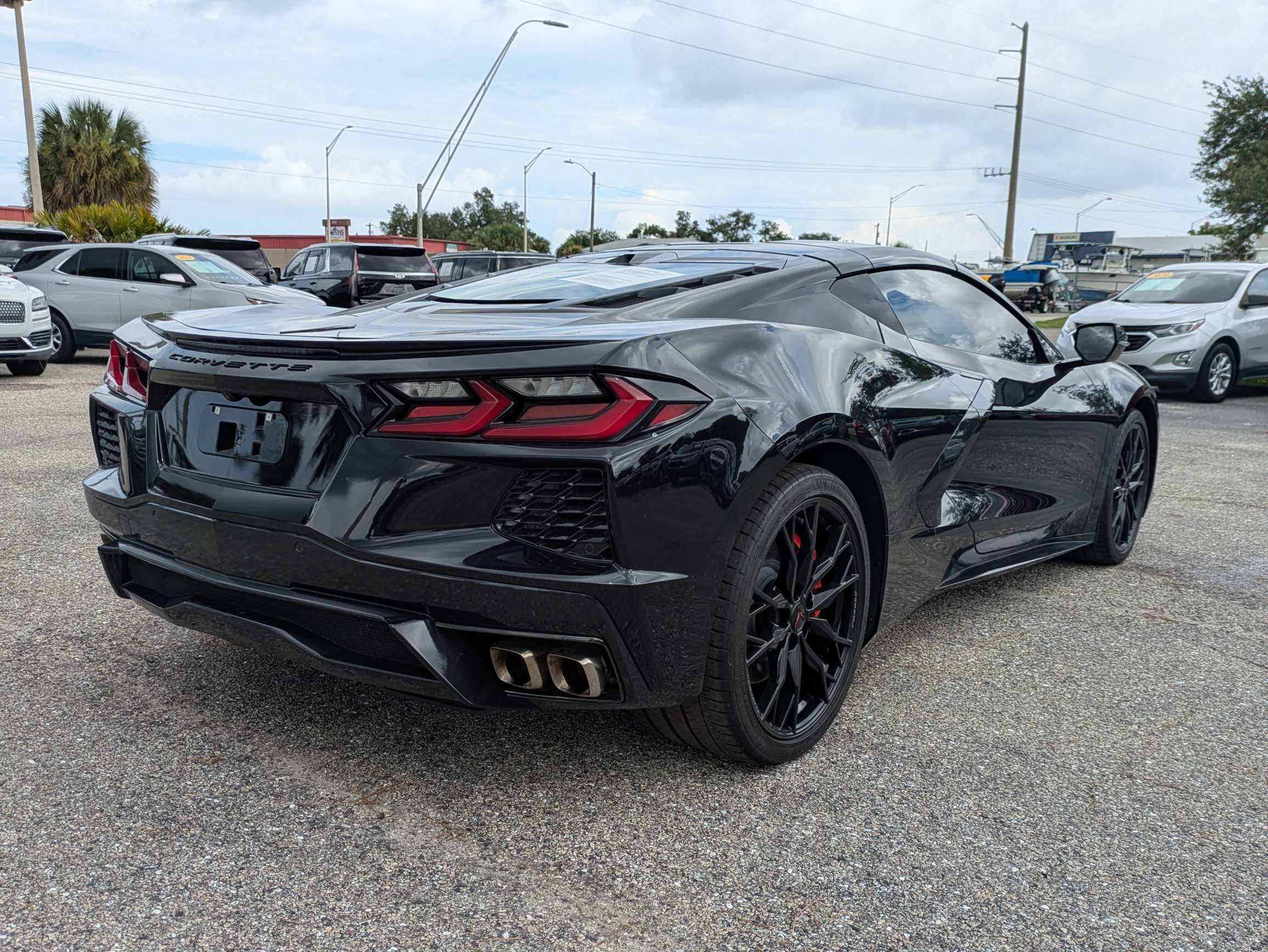 Used 2024 Chevrolet Corvette Stingray Coupe w/ 1LT RWD image 5