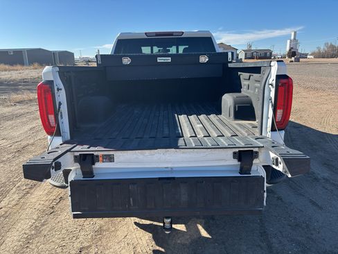 Used 2019 GMC Sierra 1500 AT4 w/ AT4 Premium Package image 10