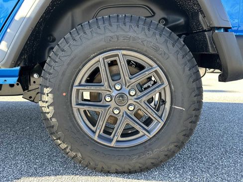 New 2026 Jeep Wrangler Sport S image 19