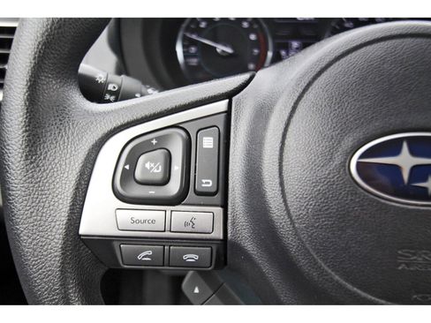 Used 2017 Subaru Forester 2.5i Premium AWD/4WD image 15