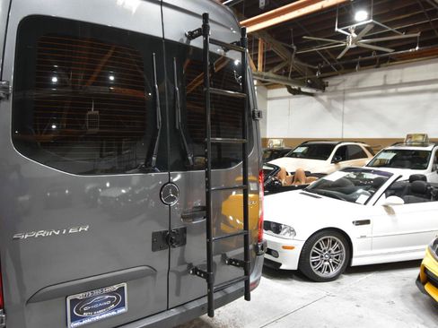 Used 2023 Mercedes-Benz Sprinter 2500 image 9