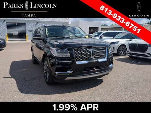 Used 2021 Lincoln Navigator Reserve w/ Luxury Package AWD/4WD image 4