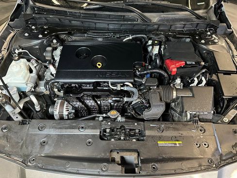 Used 2020 Nissan Altima 2.5 Platinum image 23