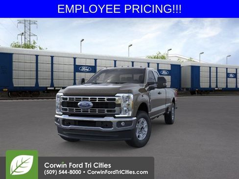 New 2026 Ford F350 XLT AWD/4WD image 3