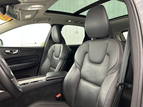 Used 2022 Volvo XC60 B5 Inscription w/ Climate Package AWD/4WD image 23