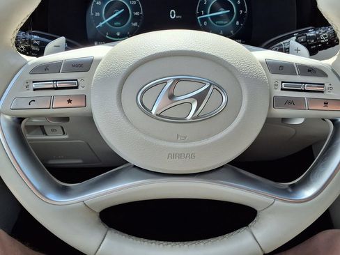 Used 2023 Hyundai Palisade Limited FWD image 19