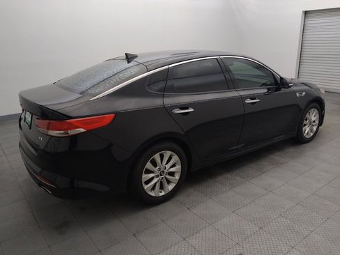 Used 2018 Kia Optima EX image 10