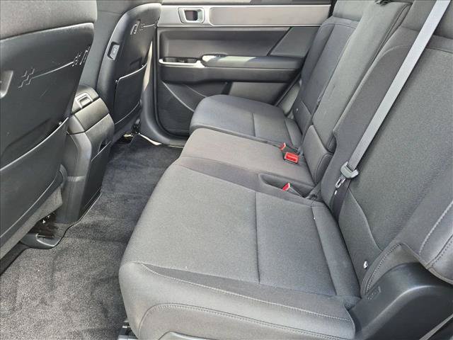 Used 2026 Hyundai Santa Fe SE FWD image 16