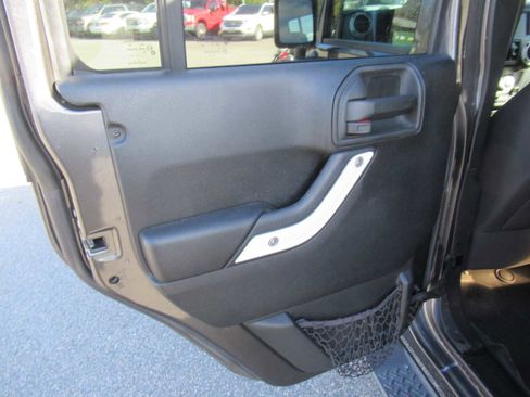 Used 2016 Jeep Wrangler Unlimited Sport w/ Quick Order Package 24S image 18