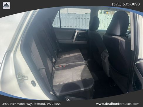 Used 2012 Toyota 4Runner SR5 AWD/4WD image 18