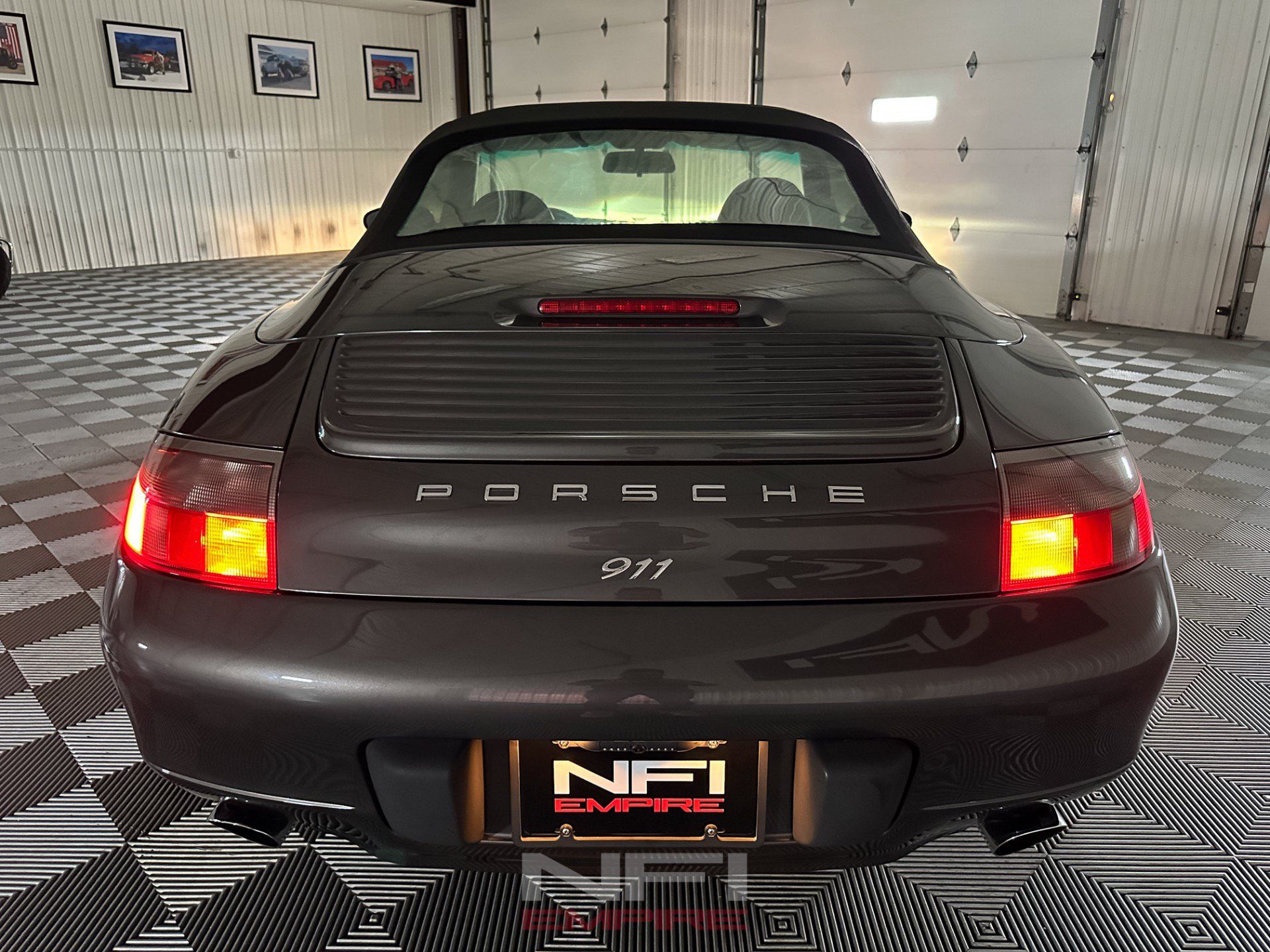 Used 2000 Porsche 911 Cabriolet image 52