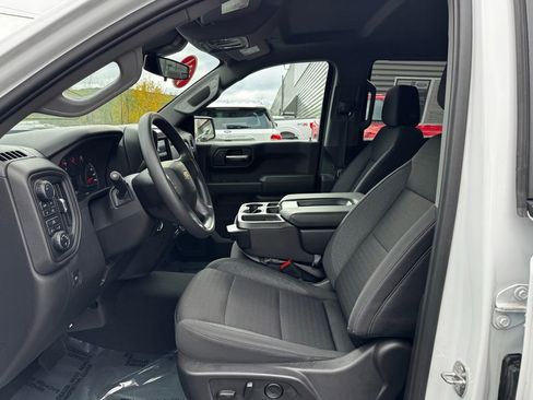 Used 2024 Chevrolet Silverado 1500 Custom image 15