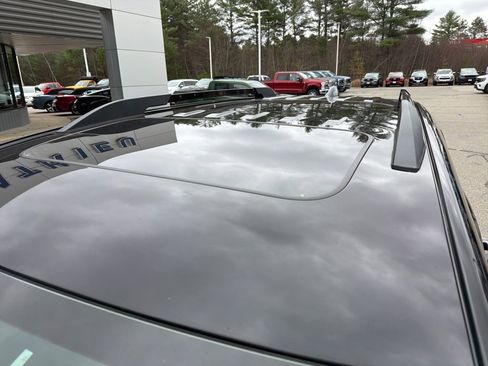 Used 2021 GMC Acadia AT4 w/ Trailering Package image 9