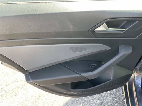 New 2026 Volkswagen Jetta SE FWD image 26