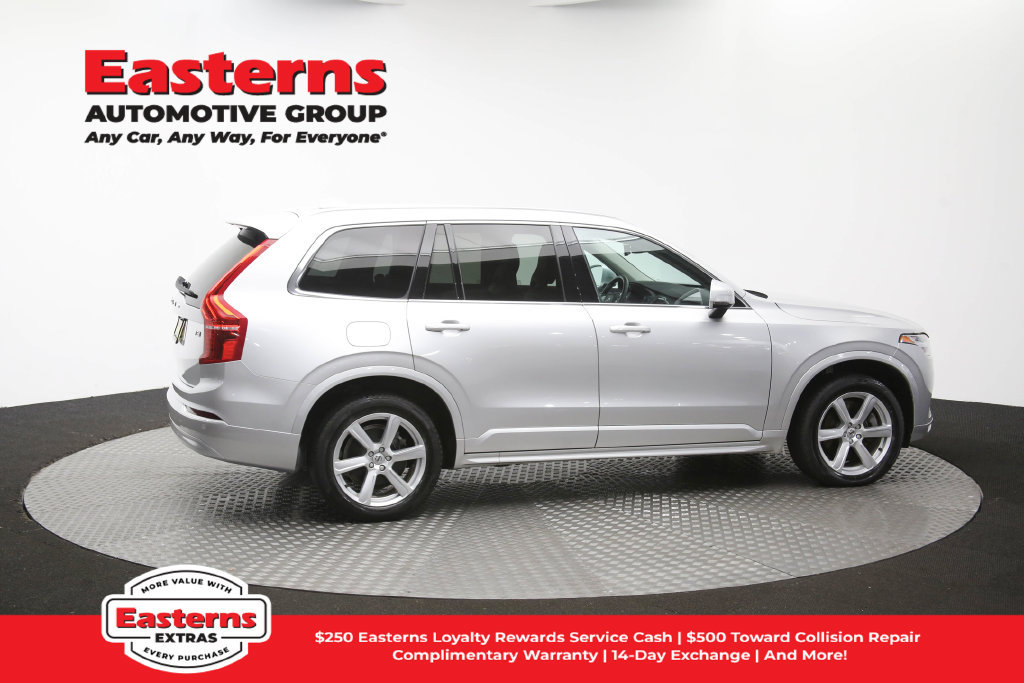 Used 2022 Volvo XC90 T5 Momentum AWD/4WD image 46