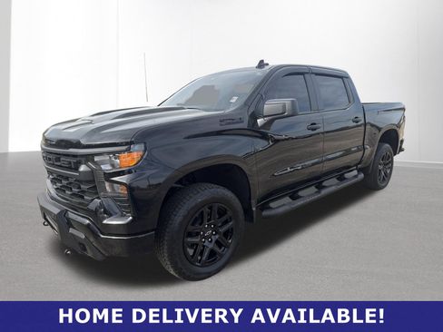 Used 2025 Chevrolet Silverado 1500 Custom Trail Boss w/ Midnight Edition image 3