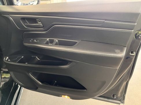 Used 2023 Honda Odyssey Sport image 13