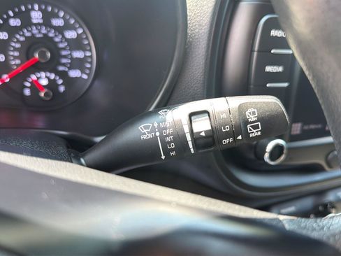Used 2022 Kia Soul LX FWD image 22