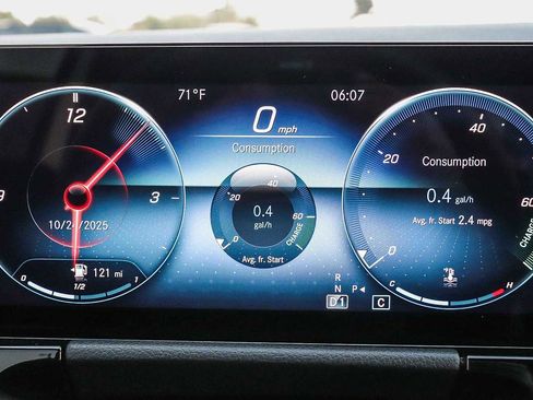 Used 2023 Mercedes-Benz GLA 250 image 31