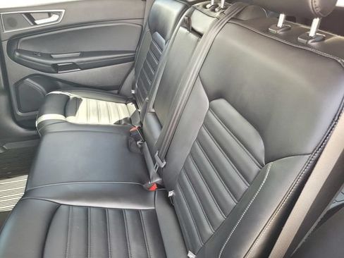 Certified 2024 Ford Edge SEL w/ Convenience Package AWD/4WD image 13
