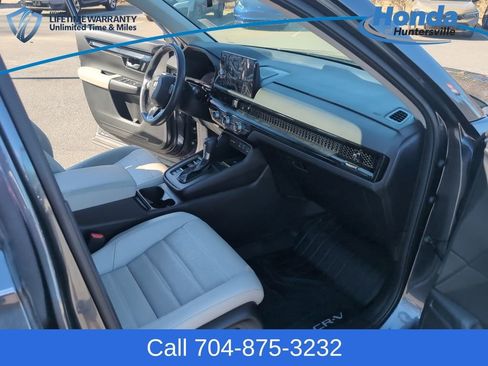 Used 2024 Honda CR-V EX-L image 16