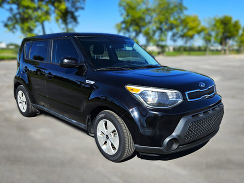 Used 2015 Kia Soul image 3