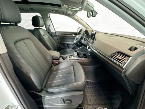 Used 2024 Audi Q5 2.0T Premium Plus w/ Premium Plus Package image 27