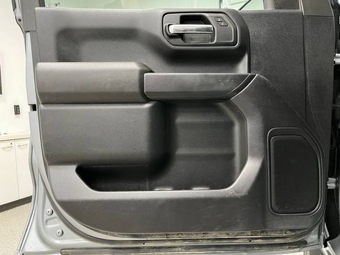 Used 2024 Chevrolet Silverado 1500 Custom w/ Dark Appearance Package AWD/4WD image 23