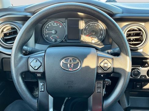 Used 2023 Toyota Tacoma SR AWD/4WD image 11