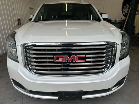 Used 2018 GMC Yukon XL SLT w/ Premium Edition RWD image 6