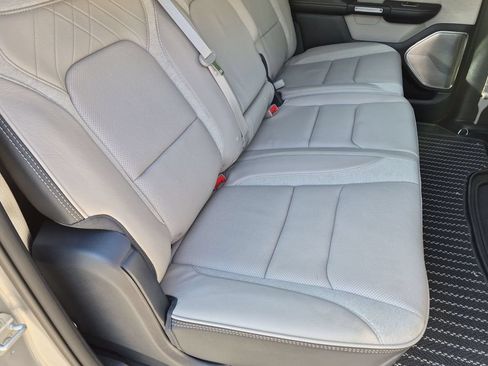 Used 2024 RAM 1500 Limited AWD/4WD image 29