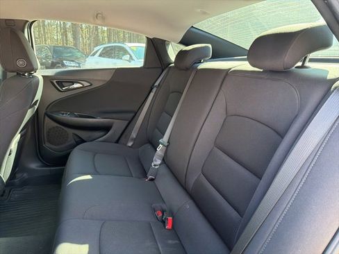 Used 2022 Chevrolet Malibu RS image 21