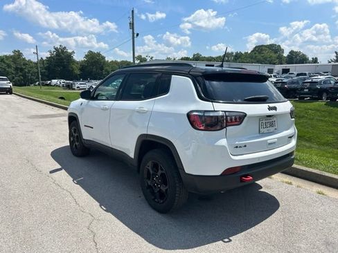 Used 2024 Jeep Compass Trailhawk AWD/4WD image 4
