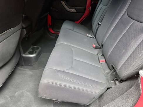 Used 2013 Jeep Wrangler Unlimited Sport w/ Connectivity Group AWD/4WD image 14