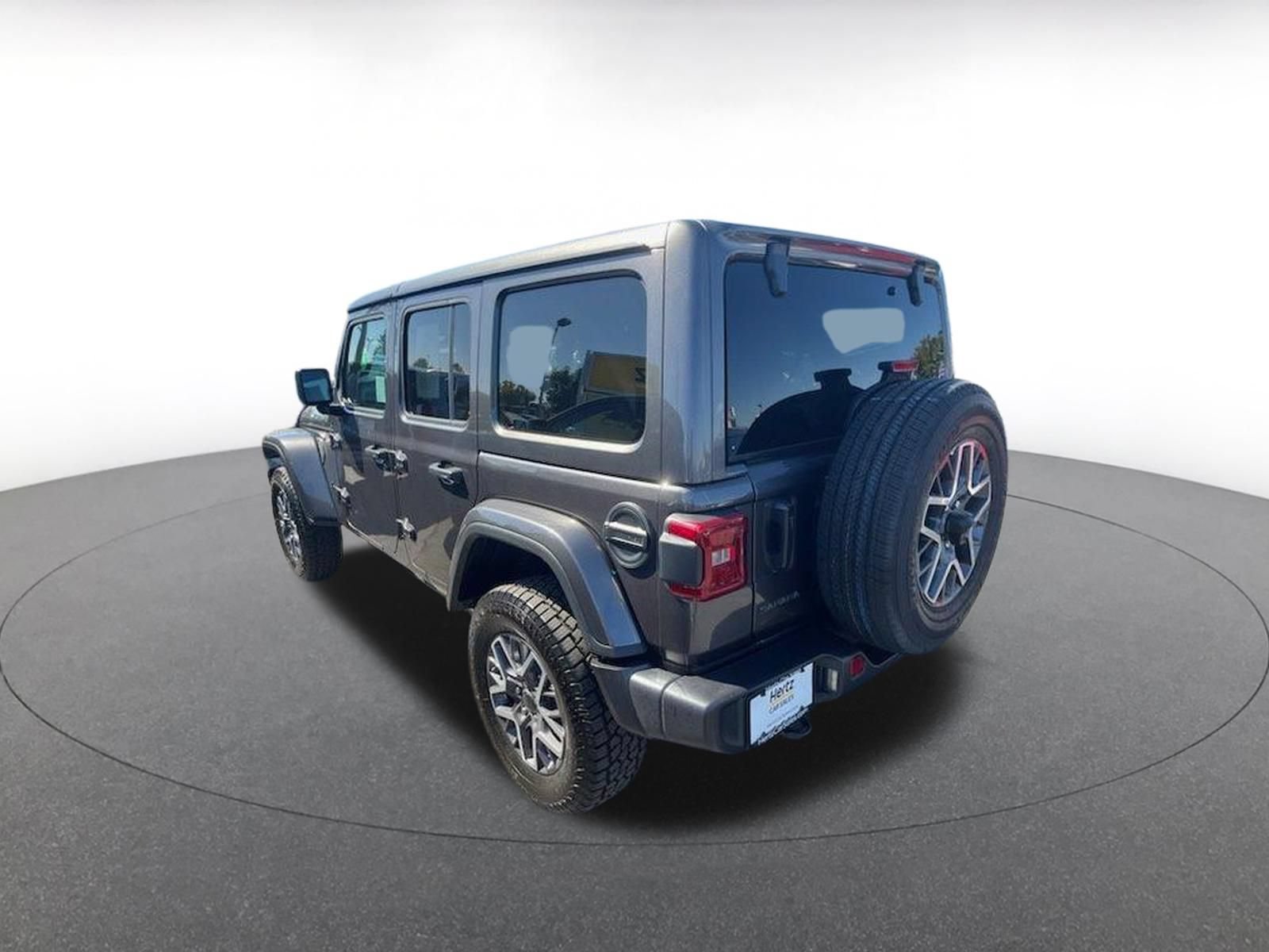 Used 2025 Jeep Wrangler Unlimited Sahara AWD/4WD image 3