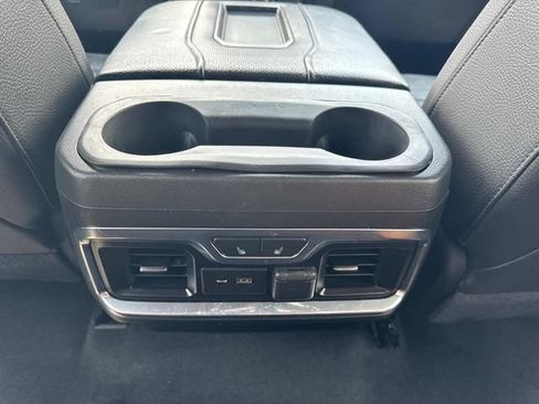 Used 2020 GMC Sierra 2500 Denali w/ Denali Ultimate Package AWD/4WD image 17