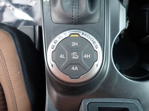 Used 2022 Ford Bronco Outer Banks AWD/4WD image 21