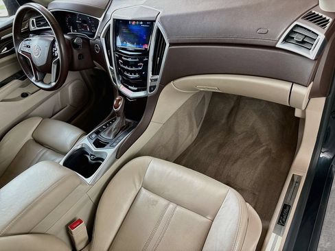 Used 2015 Cadillac SRX Luxury w/ Driver Awareness Package FWD image 17