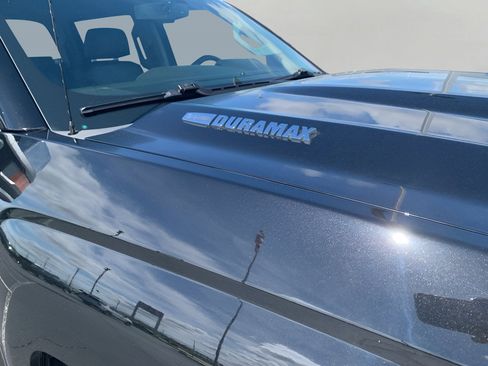 Used 2019 Chevrolet Silverado 2500 LTZ w/ Duramax Plus Package AWD/4WD image 28