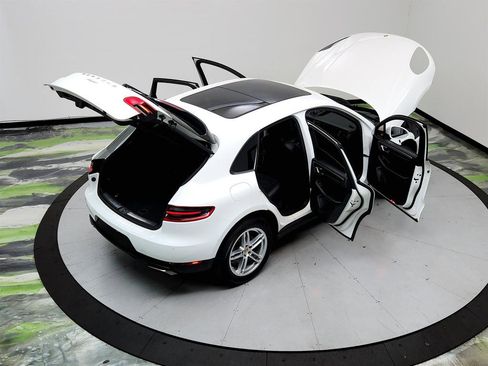 Used 2017 Porsche Macan w/ Driver Memory Package AWD/4WD image 36