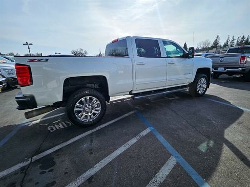 Used 2016 Chevrolet Silverado 2500 LT w/ LT Fleet Convenience Package image 10
