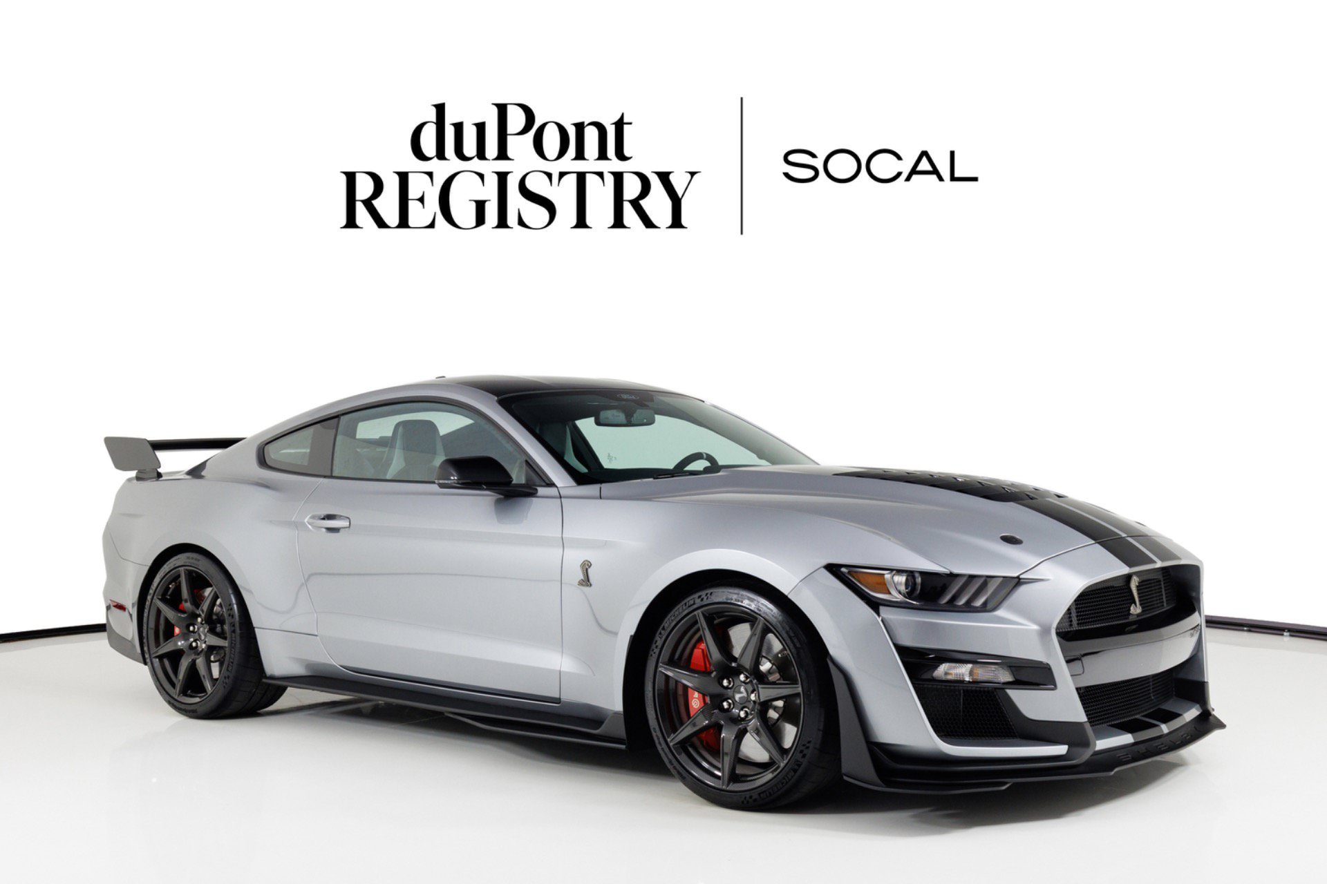 Used 2021 Ford Mustang Shelby GT500 w/ Carbon Fiber Track Pack RWD image 1