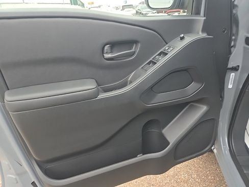 New 2026 Nissan Frontier SV image 12