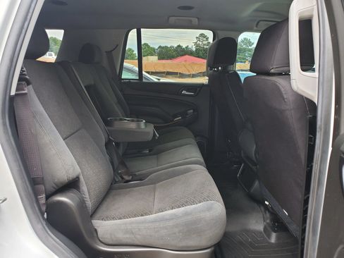 Used 2020 Chevrolet Tahoe 4WD w/ Enhanced Driver Alert Package image 23