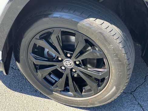 Certified 2022 Toyota RAV4 SE w/ Convenience Package image 9