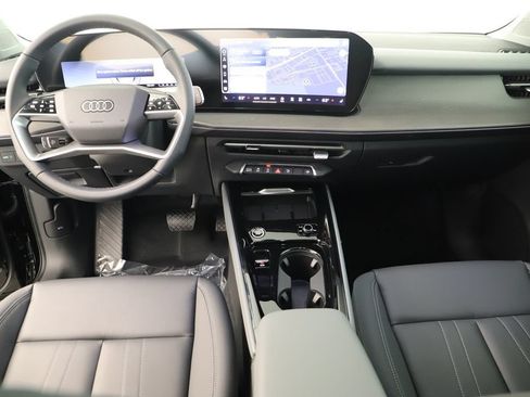 New 2026 Audi Q3 quattro 2.0T AWD/4WD image 18