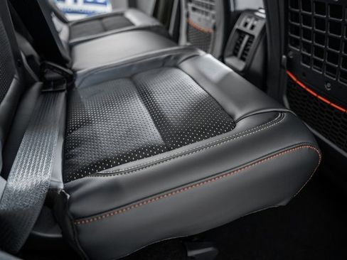 New 2025 Ford Bronco Outer Banks w/ Sasquatch Package image 41