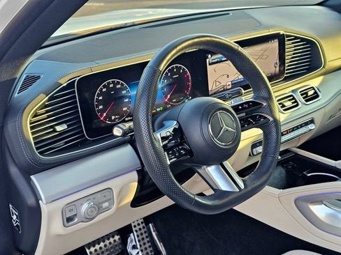 Certified 2024 Mercedes-Benz GLS 450 4MATIC image 16